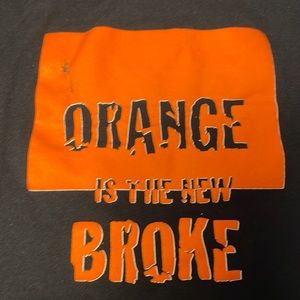 Orange is the new broke mens tshirt L